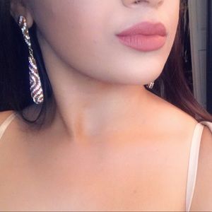 BEAUTIFUL SILVER & DARK RED DANGLE EARRINGS